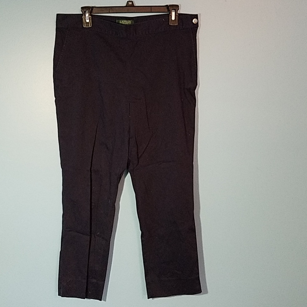 Lauren Ralph capri